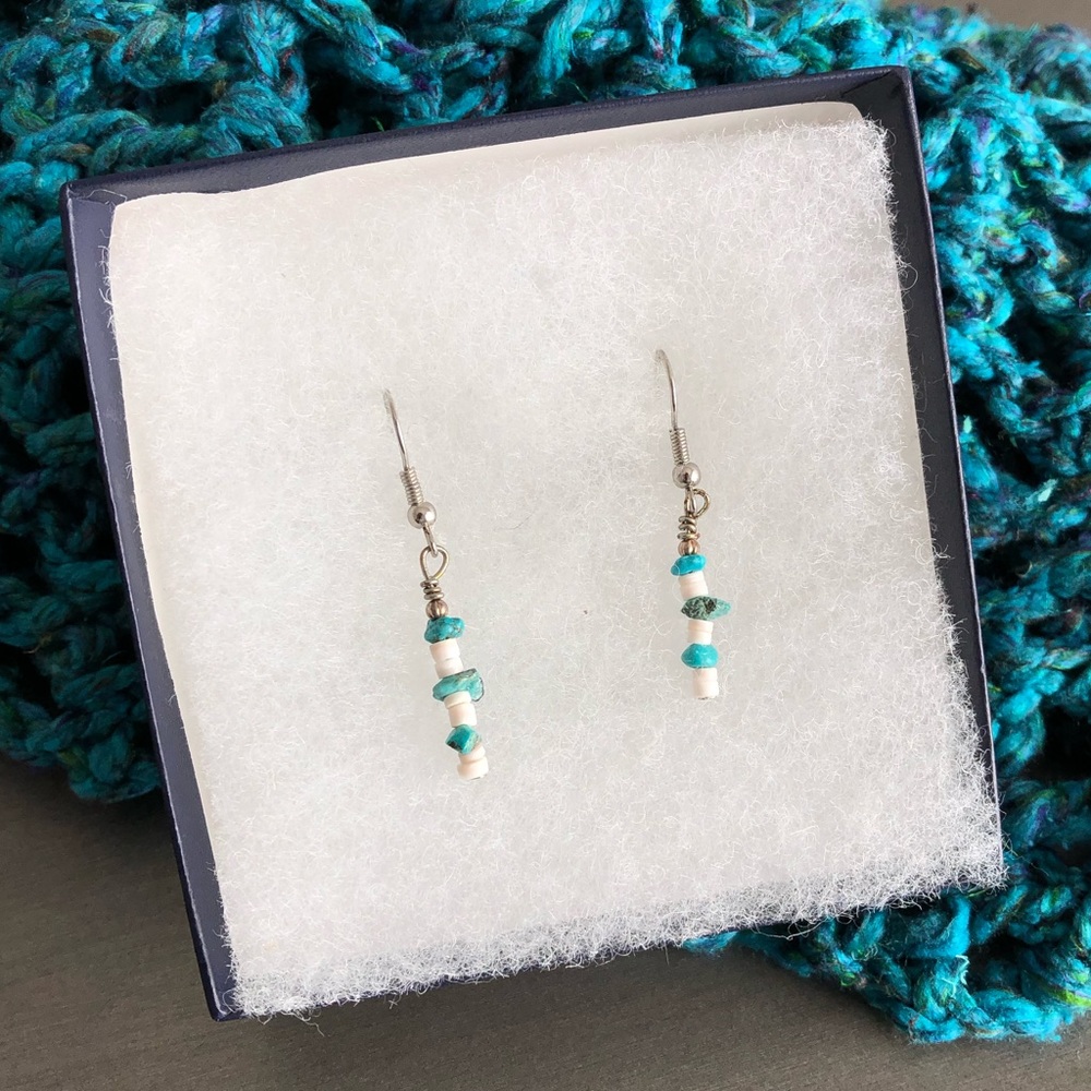 🤩 Hand Beaded Earrings